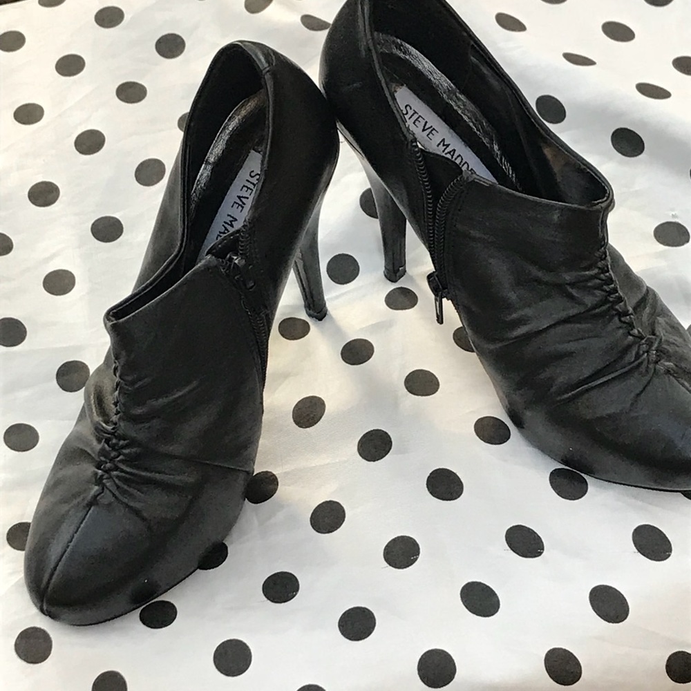Steve Madden P-Menlo booties